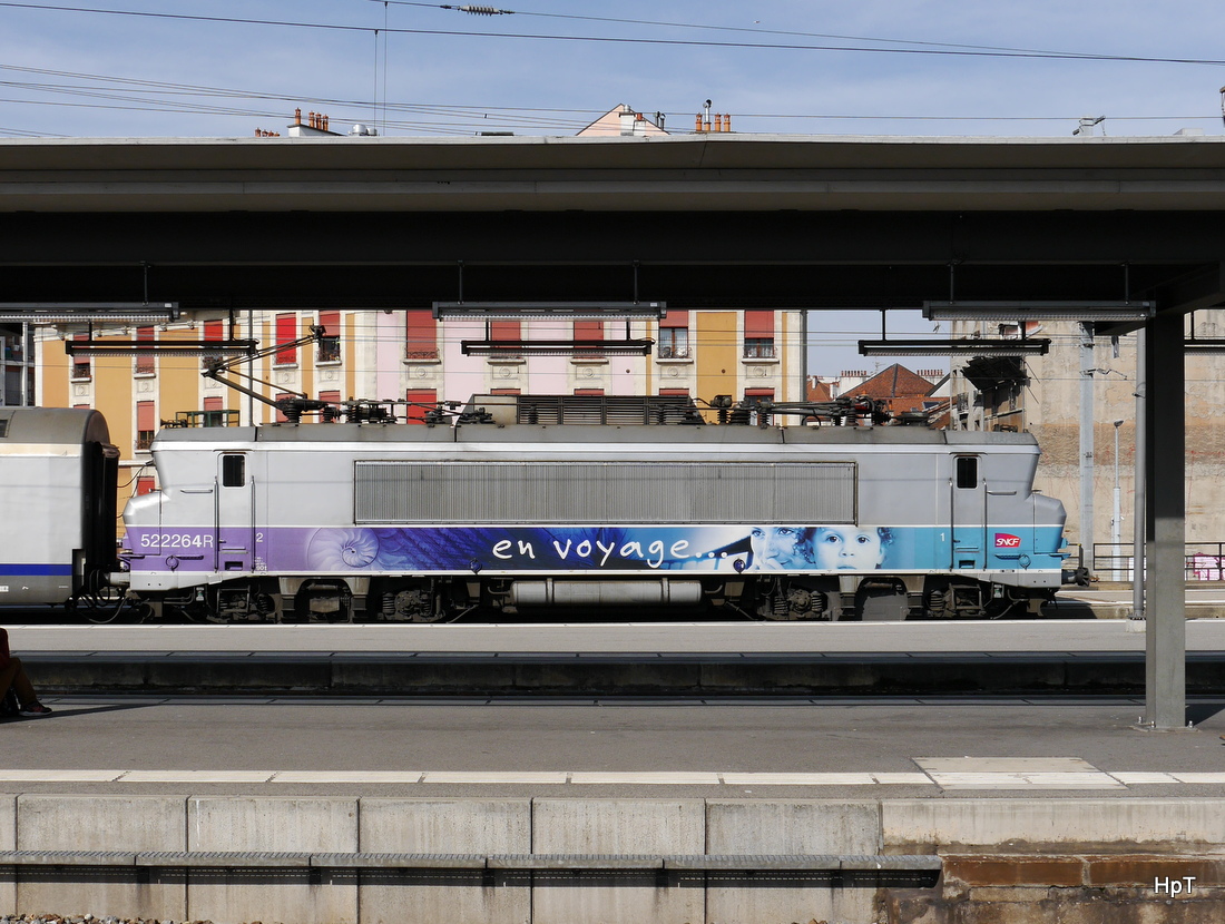 SNCF - Lok 522664 im Bahnhof Genf am 08.03.2015