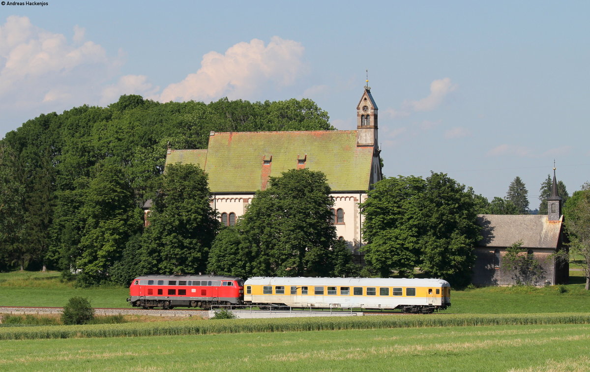 ST 92353 (Titisee-Offenburg) mit Schublok 218 463-8 bei Löffingen 20.7.16