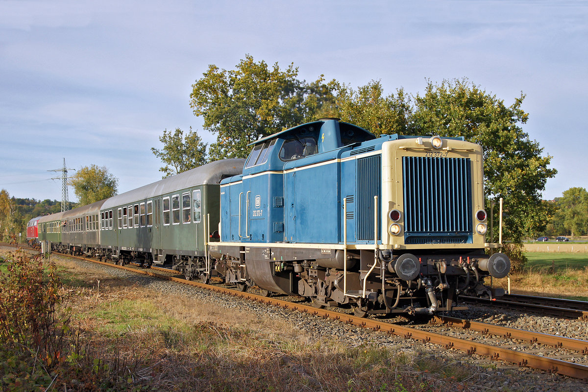 Streckenfest im Hönnetal am 07.10.2018. Lokomotive 212 372-7 in Fröndenberg auf der Strecke nach Menden.