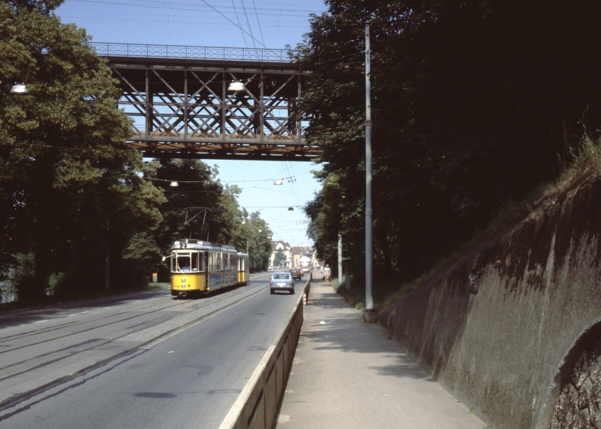 Stuttgart SSB SL 2 (DoT4 910) Schmidener Straße im Juli 1979. - Scan eines Diapositivs. Film: Kodak Ektachrome. Kamera: Leica CL.