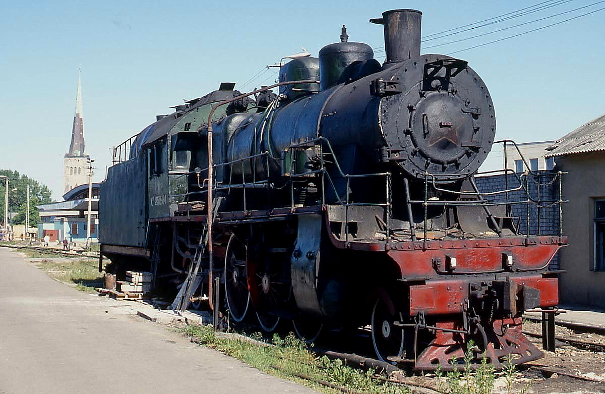 SU 252-84 (Achsfolge 1'C1') als Heizlokomotive am 07.06.1990 in Tallinn