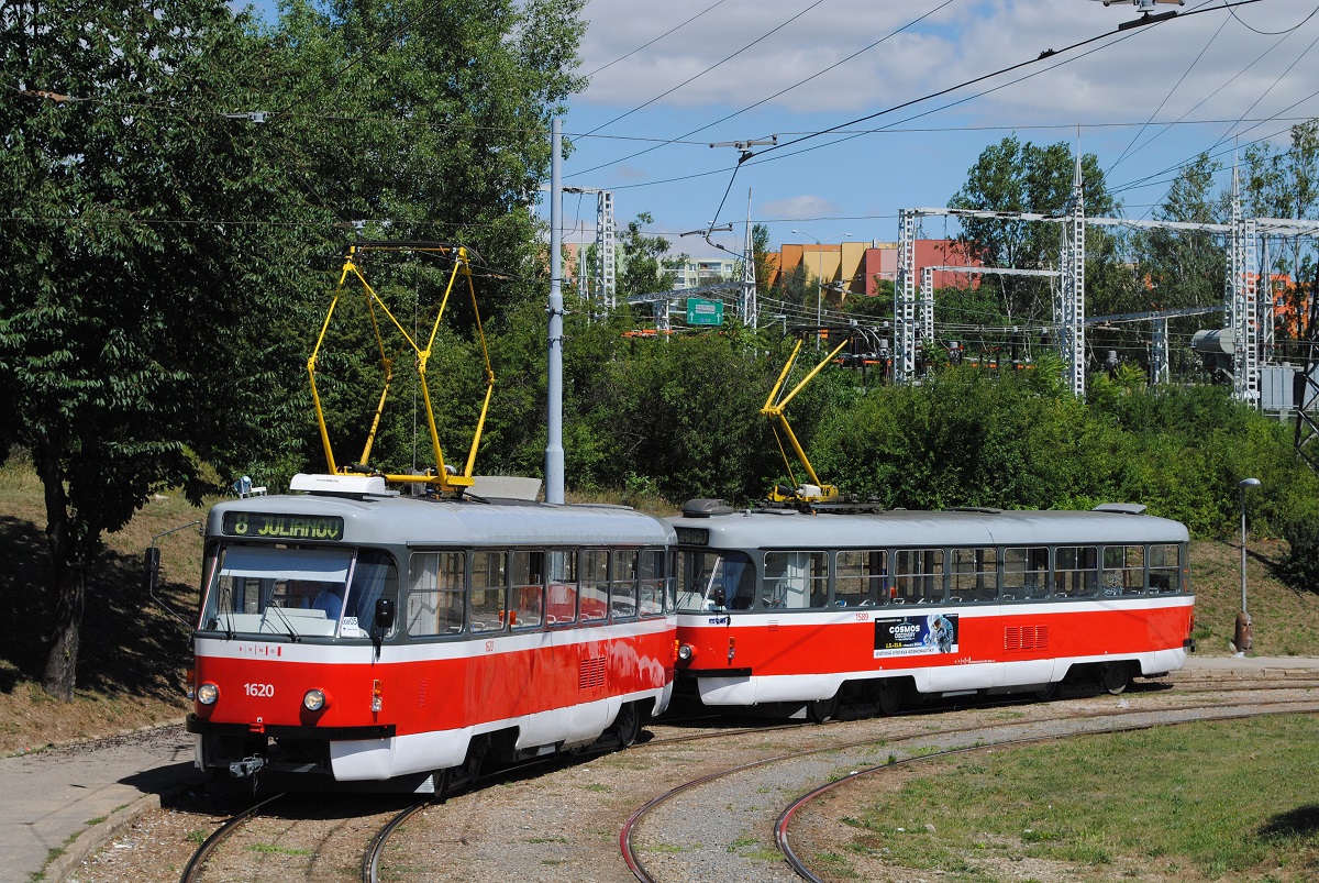 T3R.P 1620 + 1589 in der Endstelle Stary Liskovec. (30.06.2018)