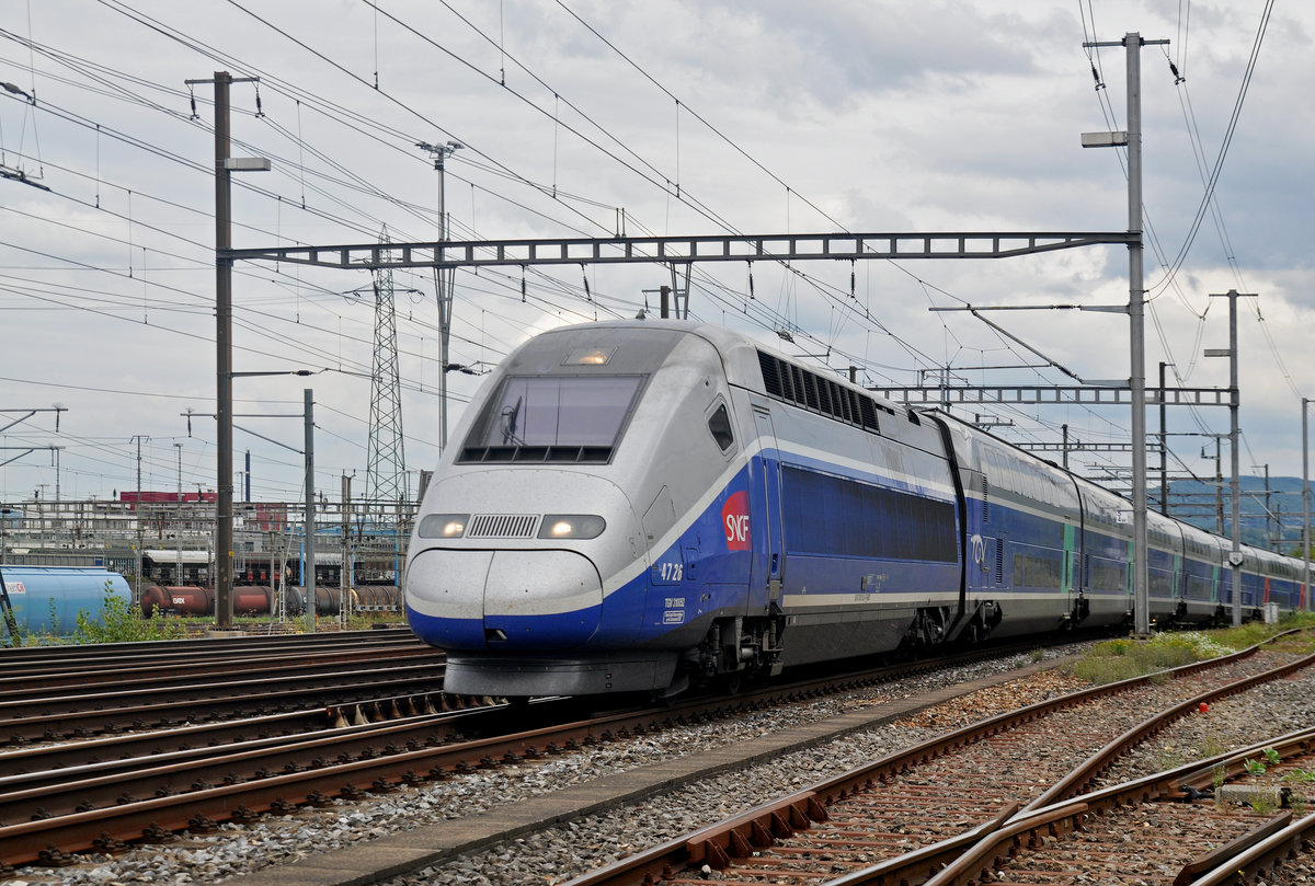 TGV 4726 durchfährt den Bahnhof Muttenz. Die Aufnahme stammt vom 04.09.2017.