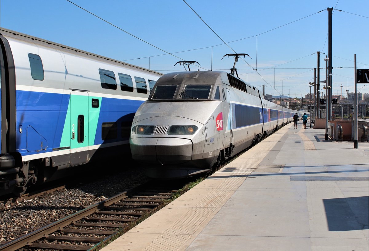 TGV 5103 aus Lille erreicht am 16.08.2018 seinen Endbahnhof in Marseille.