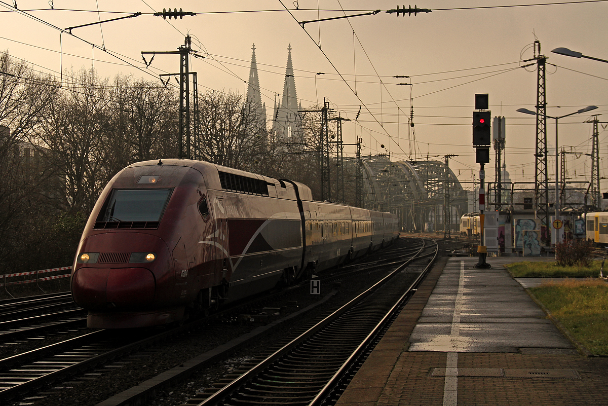 Thalys 4304 ; Köln Messe/Deutz am 19.02.2016