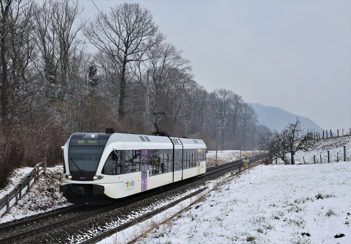 Thurbo RABe 526 722-4  Märwil  unterwegs als S41 von Winterthur nach Bülach zwischen Embrach-Rorbas und Pfungen. 

Donnerstag, 8. Februar 2018

