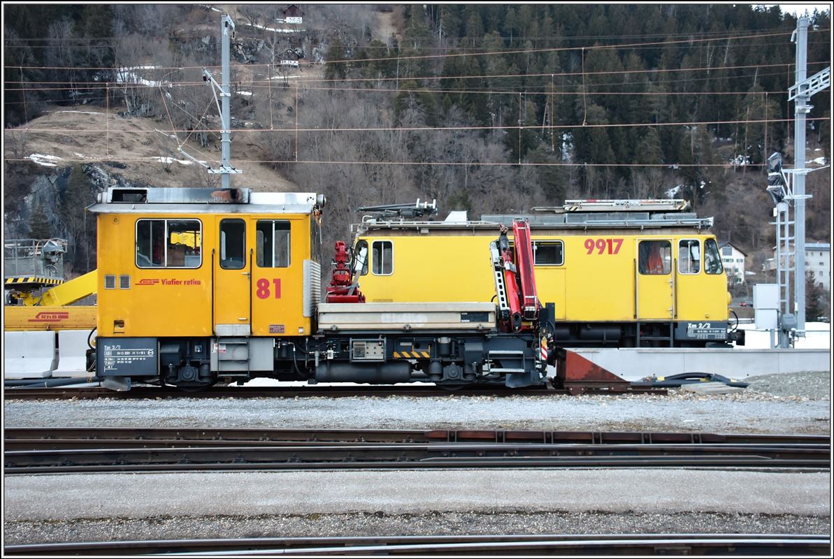 Tm 2/2 81 und Xm 2/2 9917 in Ilanz. (08.03.2018)