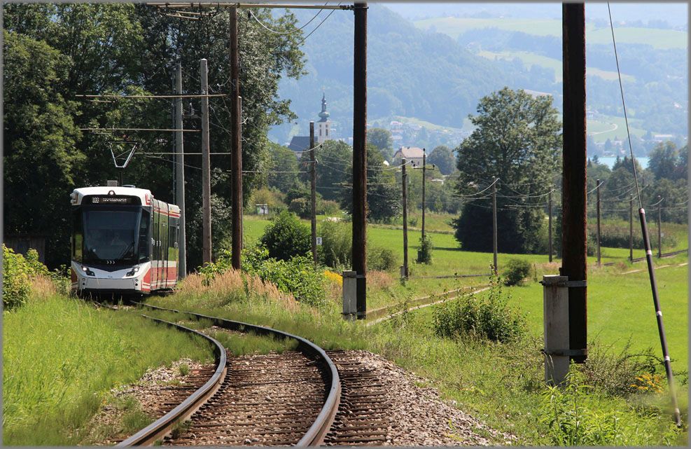 Tramlink Triebwagen 126 im Einsatz auf der Attergaubahn zwischen Attersee und Palmsdorf. August 2017