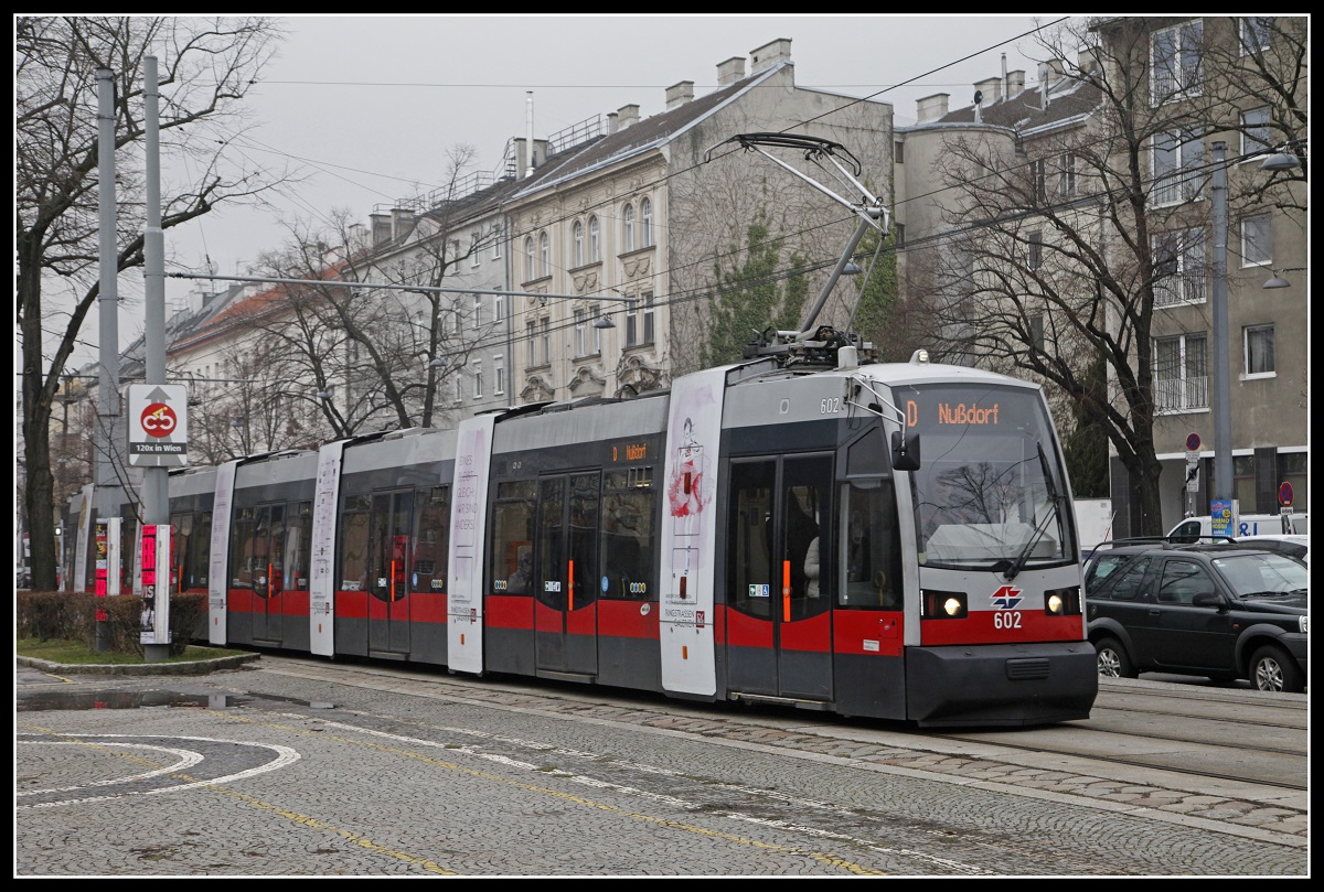 Triebwagen 602,Linie D,Heiligenstädterstraße am 13.12.2018.