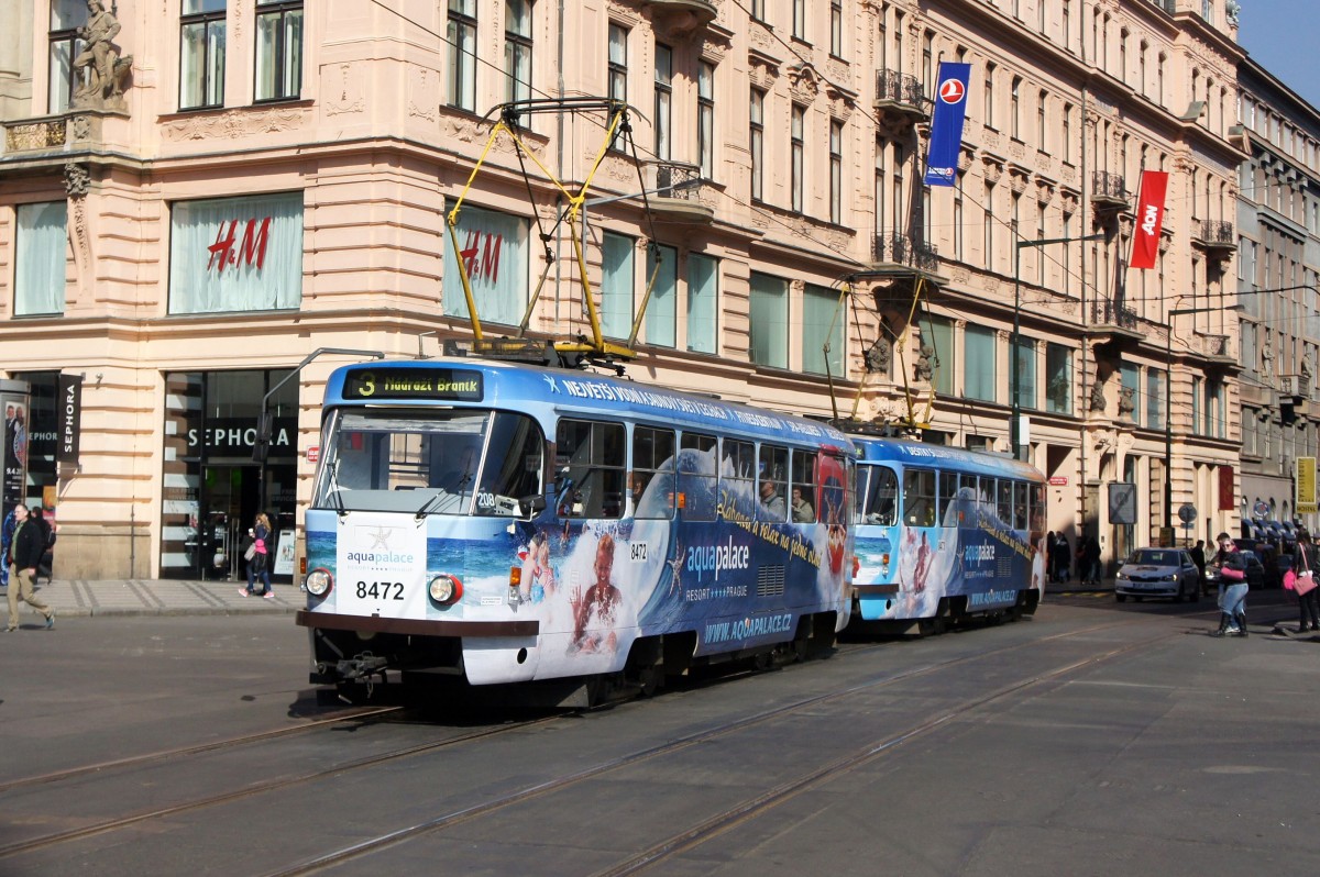 Tschechische Republik / Straßenbahn Prag: Tatra T3R.P - Wagen 8472 / Tatra T3R.P - Wagen 8473 ...aufgenommen im März 2015 an der Haltestelle  Václavské náměstí  in Prag.