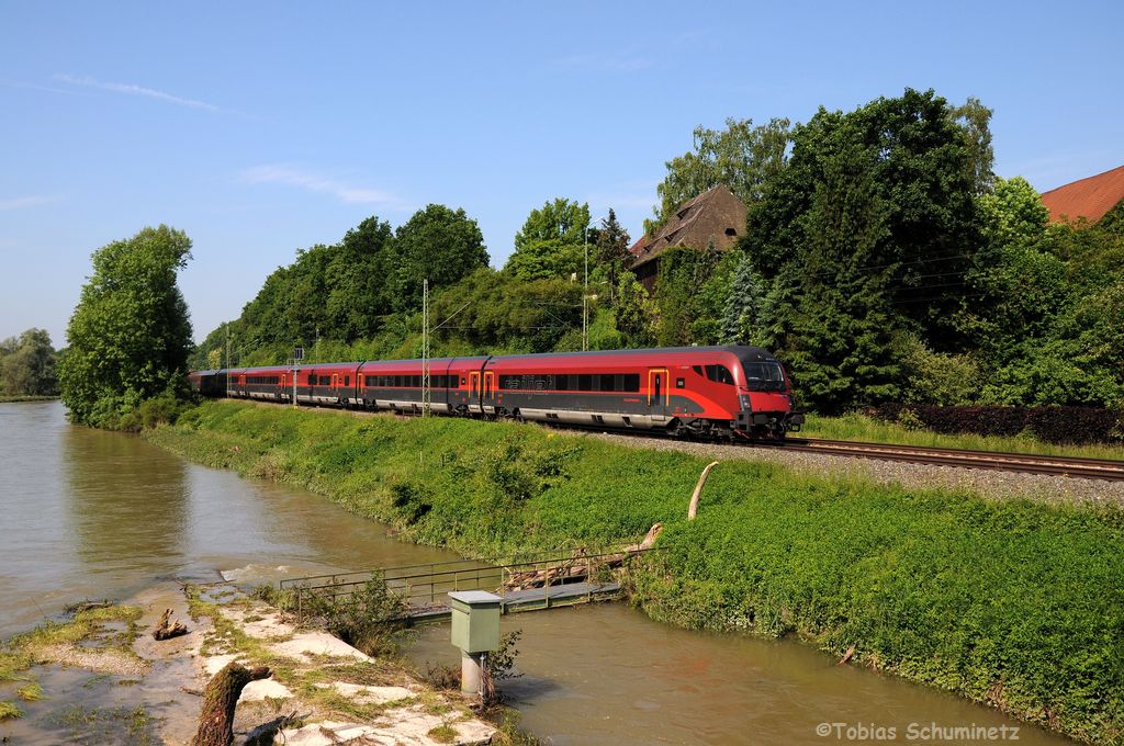 Umgeleiteter Railjet am 08.06.2013 in Volkmannsdorf