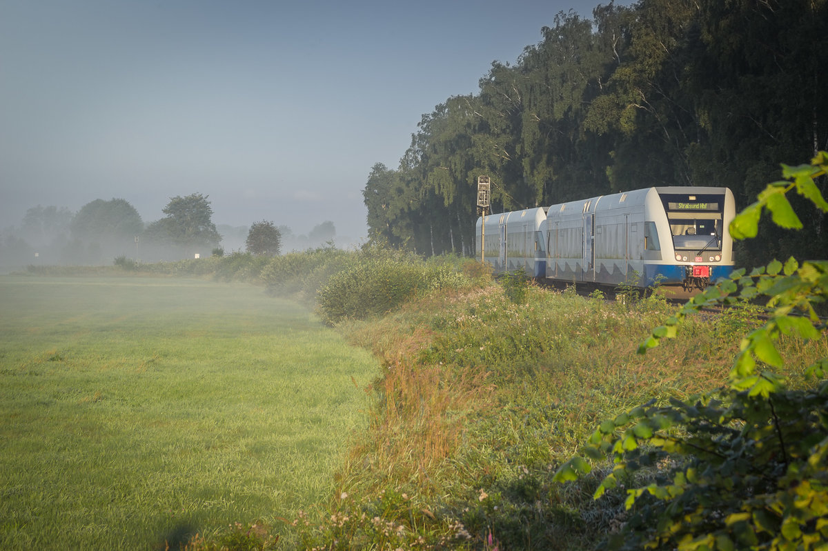 Usedomer Bäder Bahn
Baureihe 646 111-4
Ausfahrt aus dem Bahnhof Trassenheide
Aufgenommen am 23.08.2017