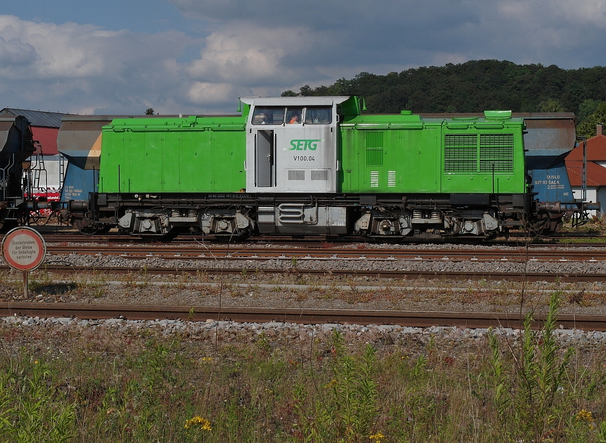 V100.04 (202 787-8) der SETG (Salzburger Eisenbahn Transportlogistik GmbH) am 25.06.2014 in Biberach (Ri)