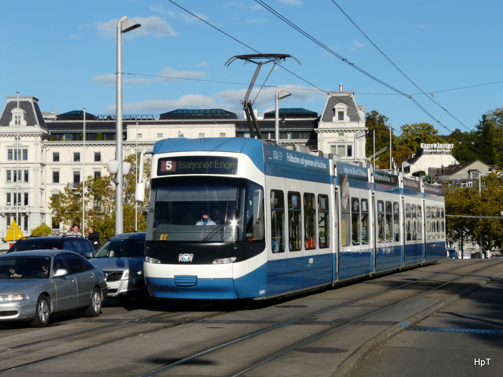 VBZ - Tram Be 5/6 3044 unterwegs auf der Linie 5 in Zrich am 13.10.2013
