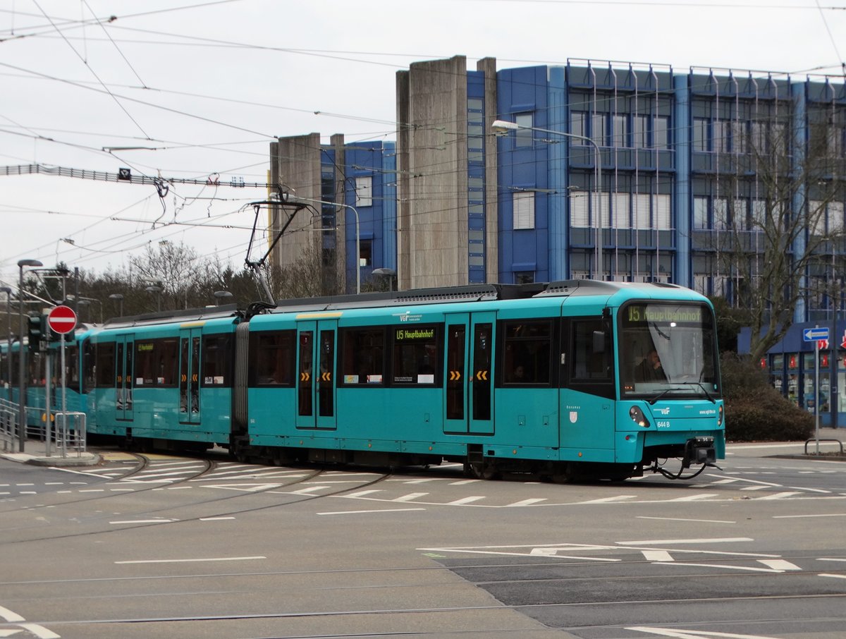 VGF Bomardier U5-25 Wagen 644 (Bonames) am 18.02.17 in Frankfurt am Main