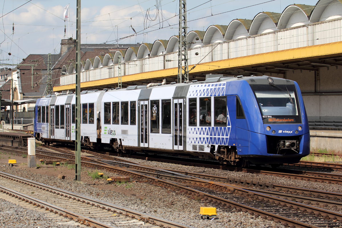 Vlexx 622 944 verlässt Koblenz Hbf. als RE17 nach Kaiserslautern 4.7.2017