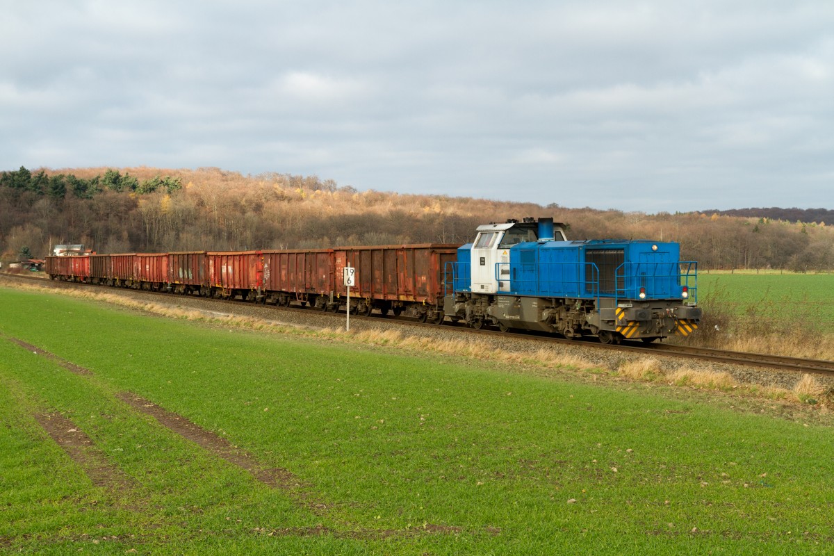 VPS 1706 passiert am 9 Dezember 2014 mit Zug 53923 150 Minuten zu fruh vor Ilsenburg, mit ein Guterzug nach Ilsenburg aus Peine Gbf.