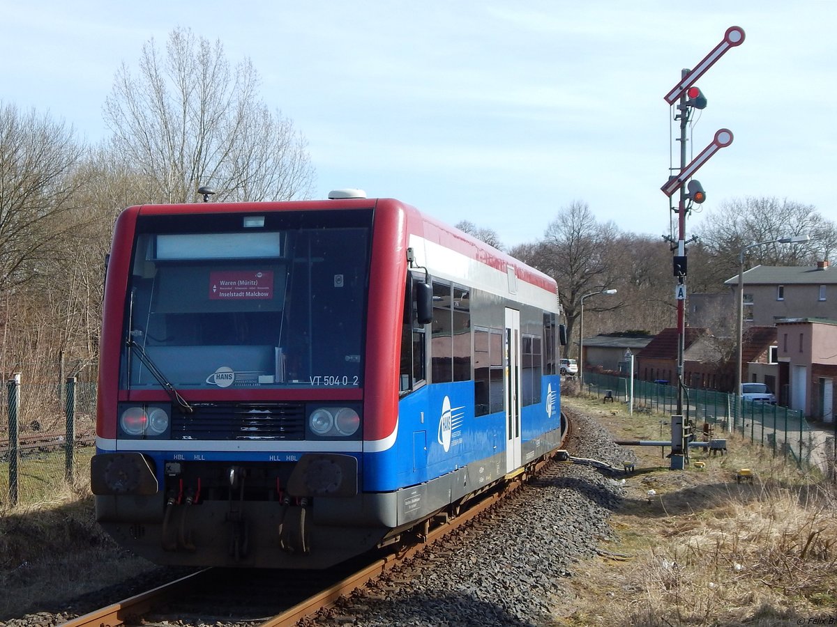 VT 504 0 2 von HANS am Bahnhof Inselstadt Malchow am 07.04.2018