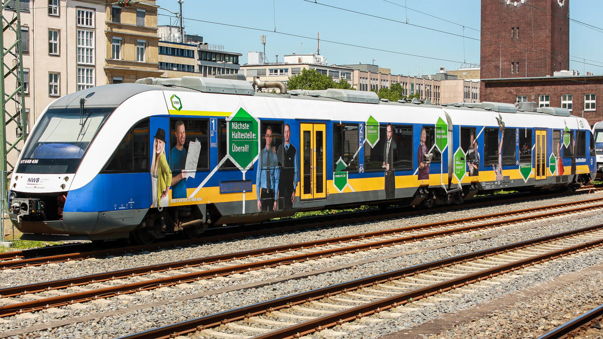 VT 648 436 der Nordwestbahn mit VRR-Werbung kalt in Düsseldorf. | Juni 2018