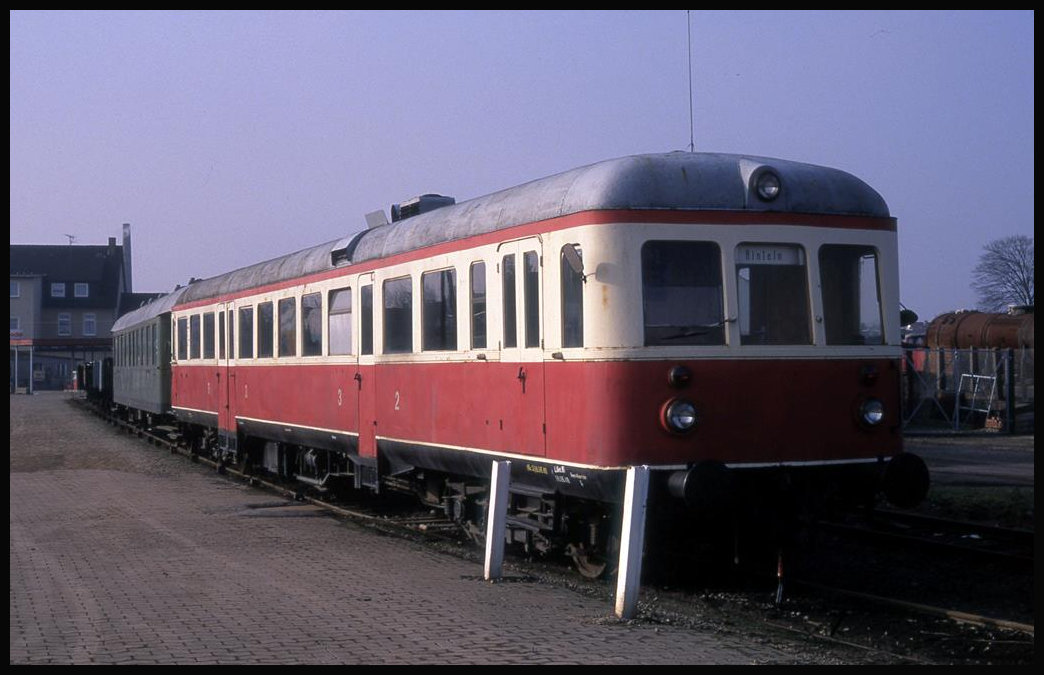 VT DEW 110 stand am 14.2.1993 in Rinteln.