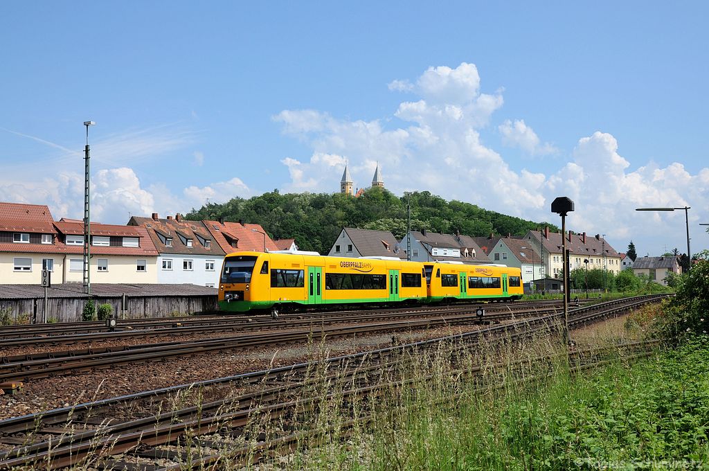 VT35 (95 80 0650 668-6 D-RBG) + VT41 (95 80 0650 674-4 D-RBG) als RB32940 am 09.06.2013 in Schwandorf