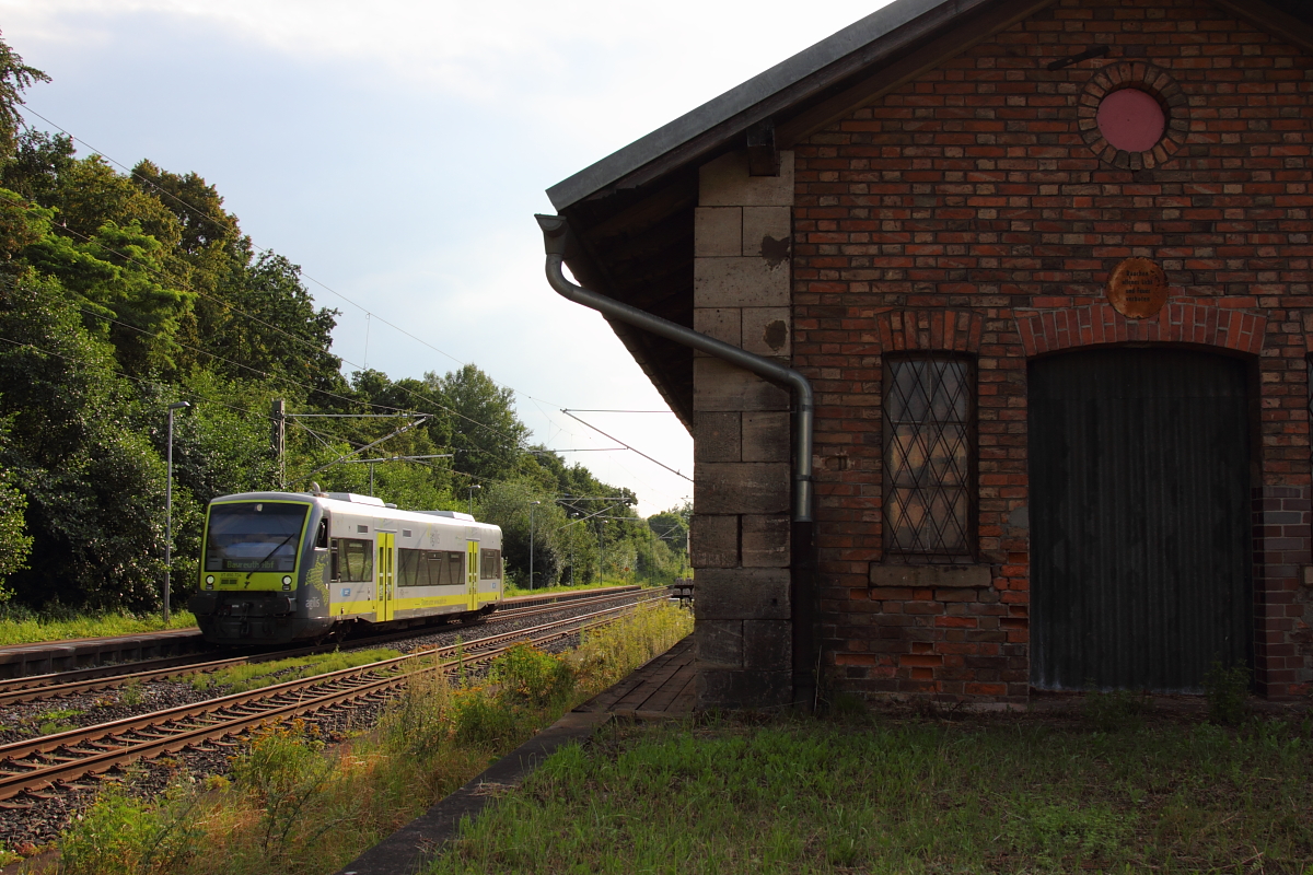 VT650.734 Agilis in Michelau/ Oberfranken am 28.07.2016.