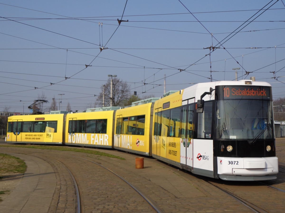 Wagen 3072 vom Typ GT8N als Linie 10 Sebaldsbrück in Gröpelingen am 30.03.14 