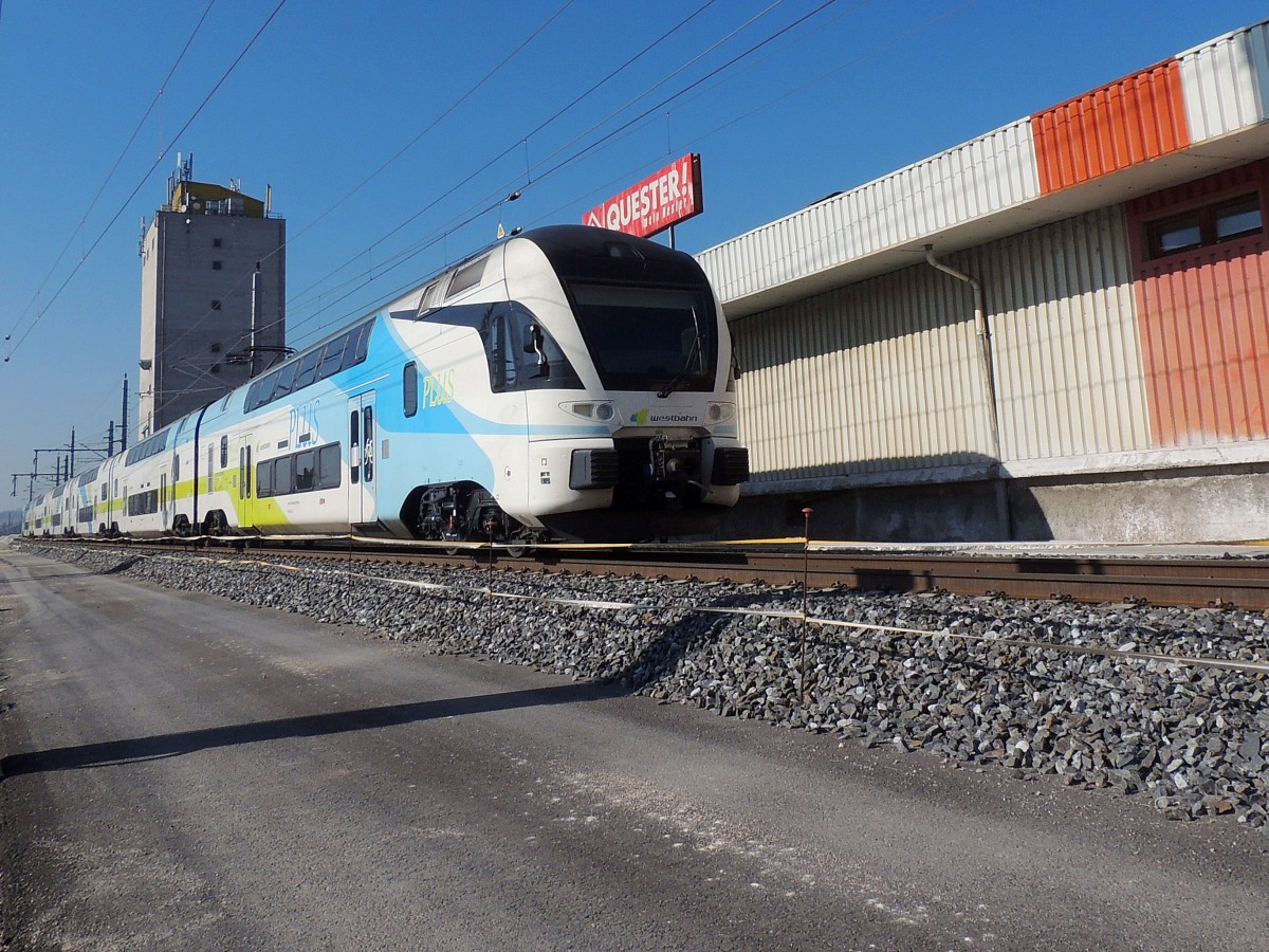 WEST915, erreicht seinen nächsten Halt Amstetten; 140225