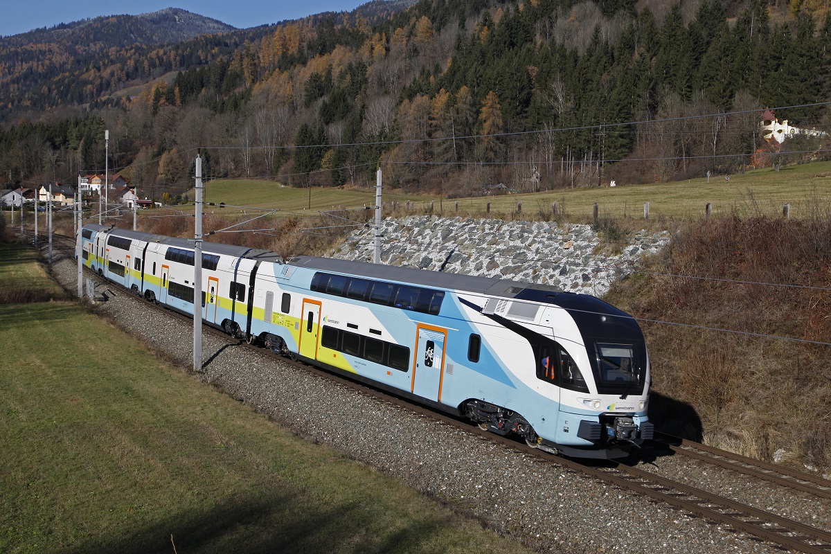 Westbahntriebwagen 4110 009 auf Probefahrt in St.Georgen ob Judenburg am 14.11.2016.
