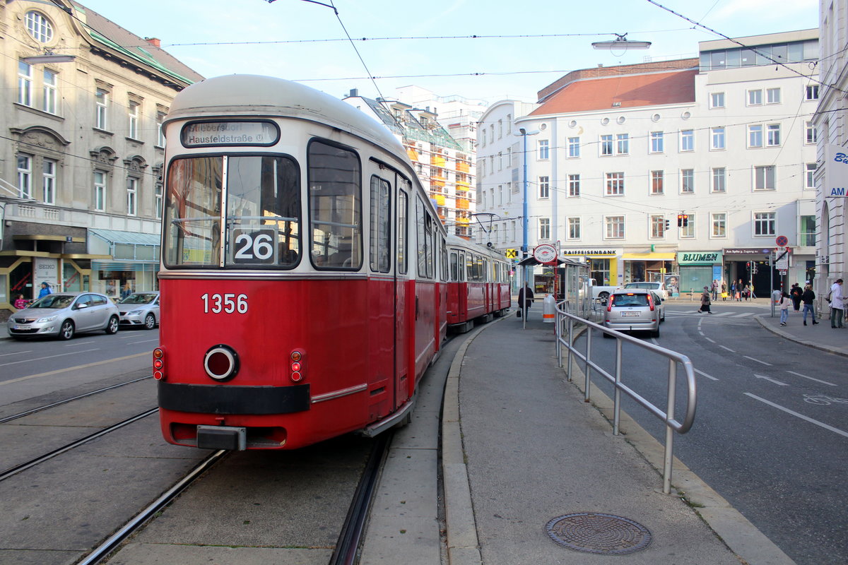 Wien Wiener Linien SL 26 (c4 1356 + E1 4862) XXI, Floridsdorf, Am Spitz am 18. Oktober 2017.