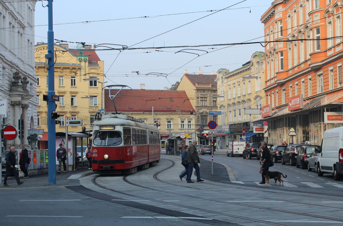 Wien Wiener Linien SL 26 (E1 4855 (SGP 1976)) XXI, Floridsdorf, Am Spitz am 18. Oktober 2018.