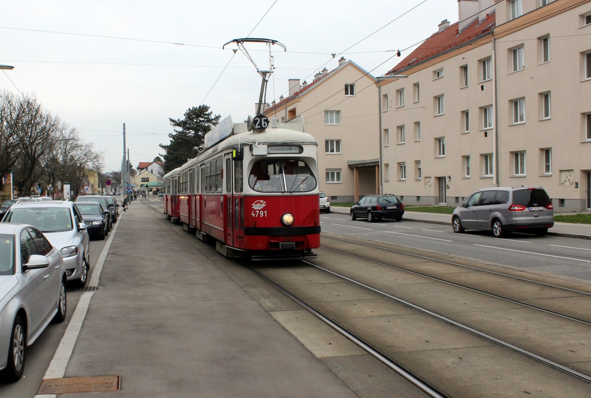 Wien Wiener Linien SL 26 (E1 4791) Strebersdorf, Rußbergstraße am 21. März 2016.