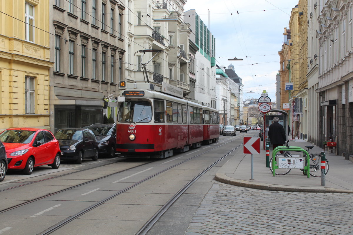 Wien Wiener Linien SL 40 (E2 4001 + c5 1401) Währing, Gentzgasse am 22. März 2016.