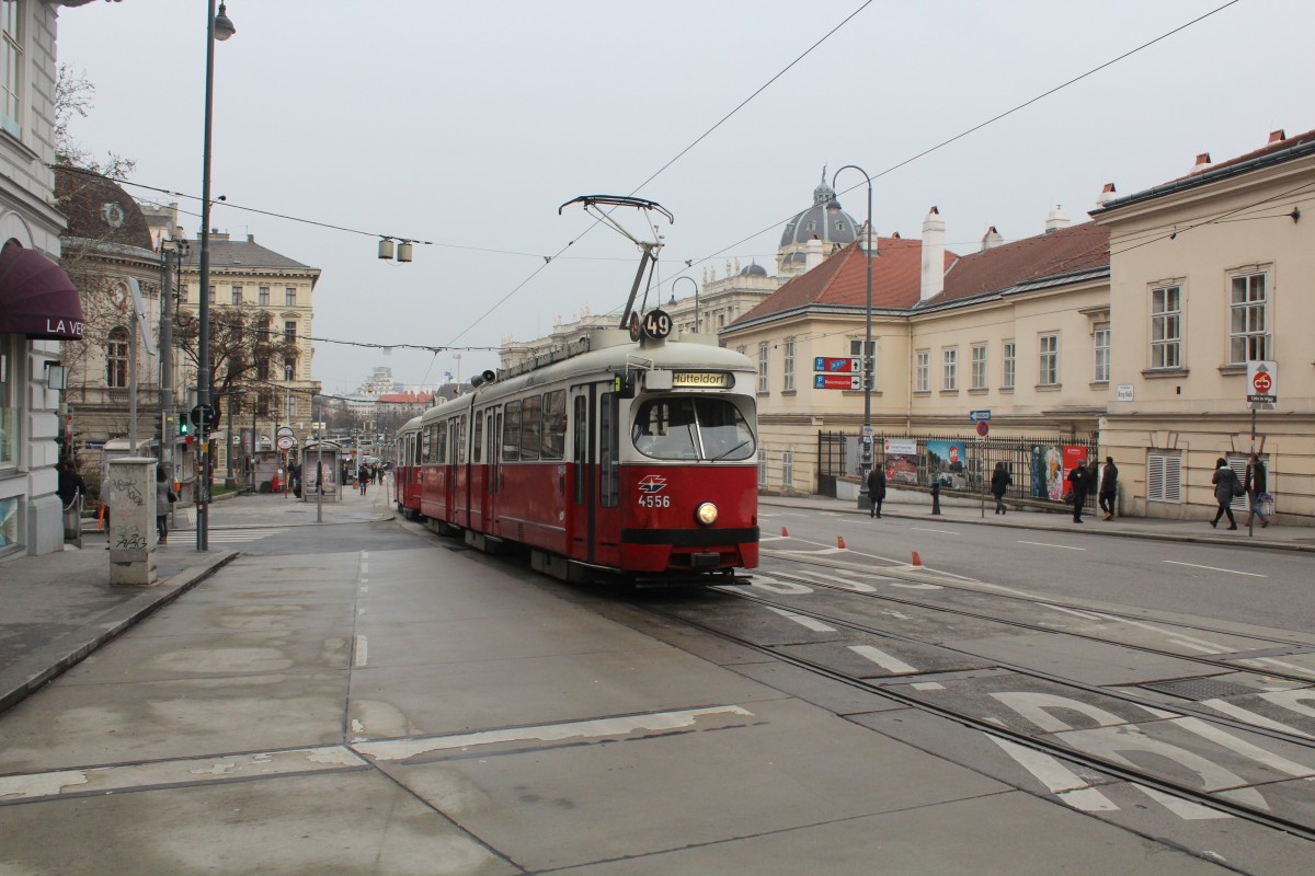 Wien Wiener Linien SL 49 (E1 4556 + c4 13xx) Burggasse am 19. Februar 2016.