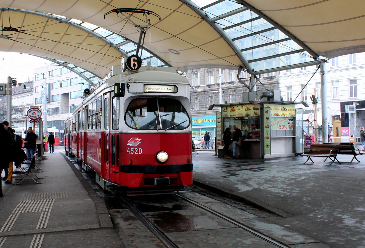 Wien Wiener Linien SL 6 (E1 4520) Neubaugürtel (Hst. Urban-Loritz-Platz) am 19. Februar 2016.