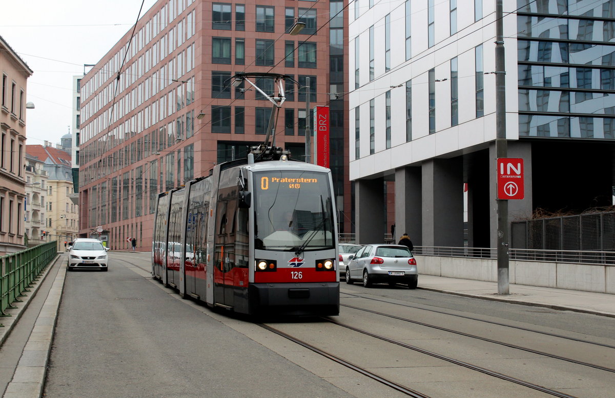 Wien Wiener Linien SL O (A1 126) III, Landstraße, Hintere Zollamtsstraße am 17. März 2018.