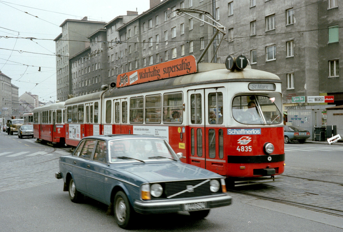 Wien Wiener Stadtwerke-Verkehrsbetriebe SL T (E1 4835 + c3 1179) III, Landstraße, Landstraßer Hauptstraße / Rennweg im Juli 1982. - Scan von einem Farbnegativ. Film: Kodak Safety Film 5035. Kamera: Minolta SRT-101.