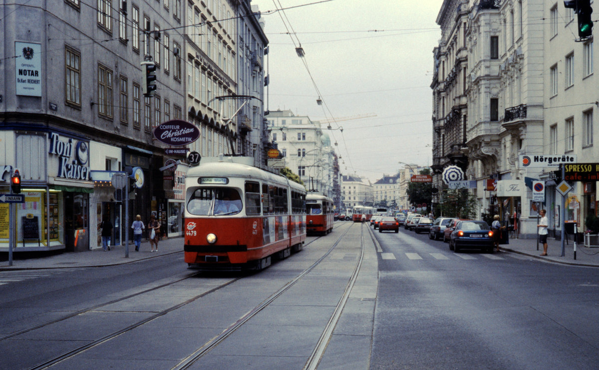 Wien Wiener Stadtwerke-Verkehrsbetriebe (WVB) SL 37 (E1 4479 (Lohnerwerke 1968) IX, Alsergrund, Währinger Straße / Berggasse im August 1994. - Scan eines Diapositivs. Kamera: Leica CL.