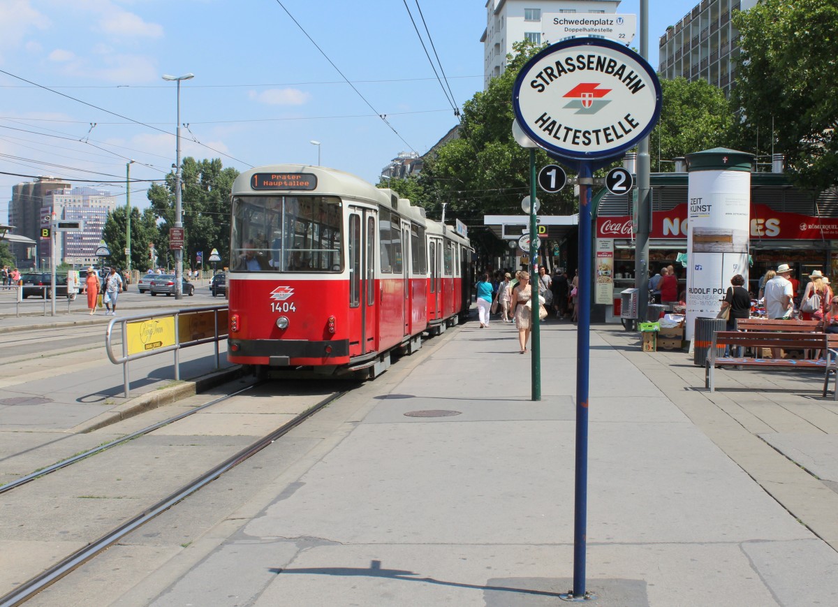 Wien WL SL 1 (c5 1404) Schwedenplatz am 1. juli 2015.