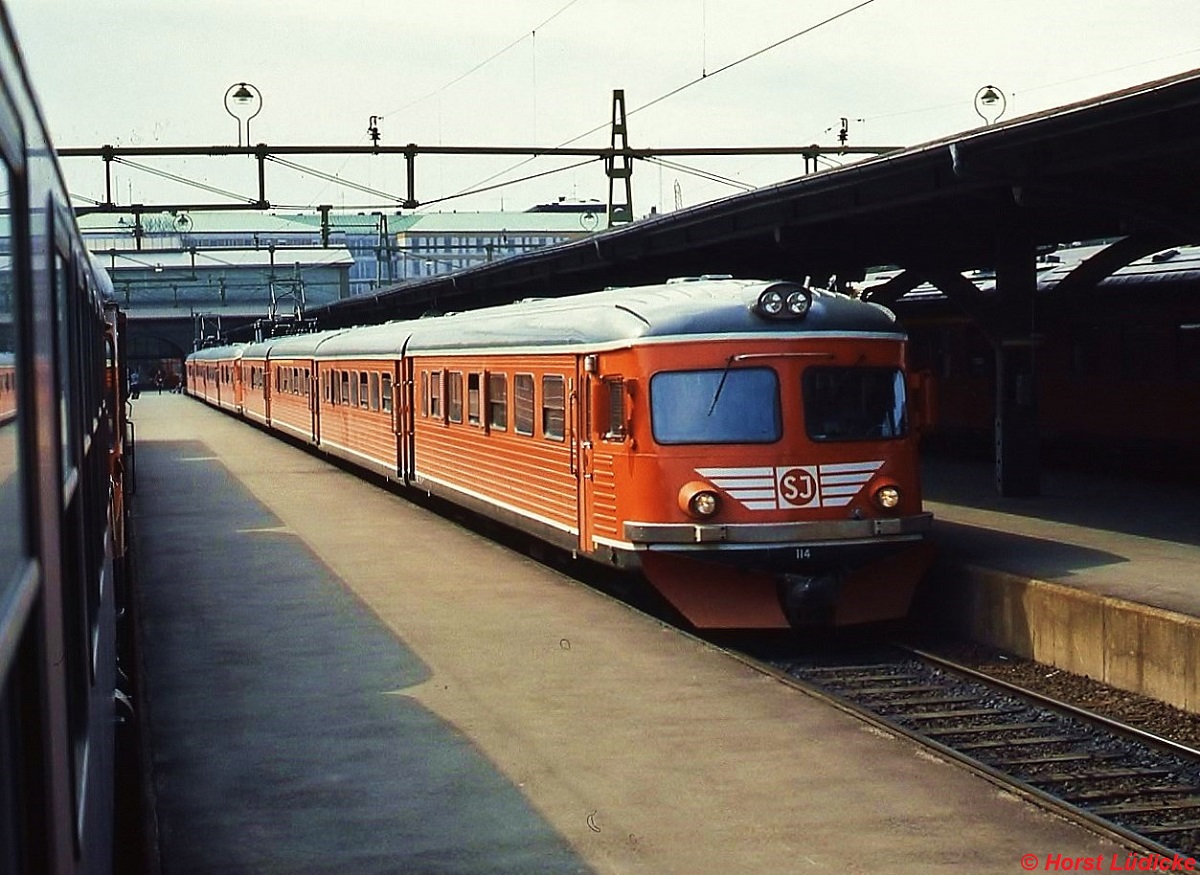 X9B 114 im Mai 1988 im Hauptbahnhof Gteborg