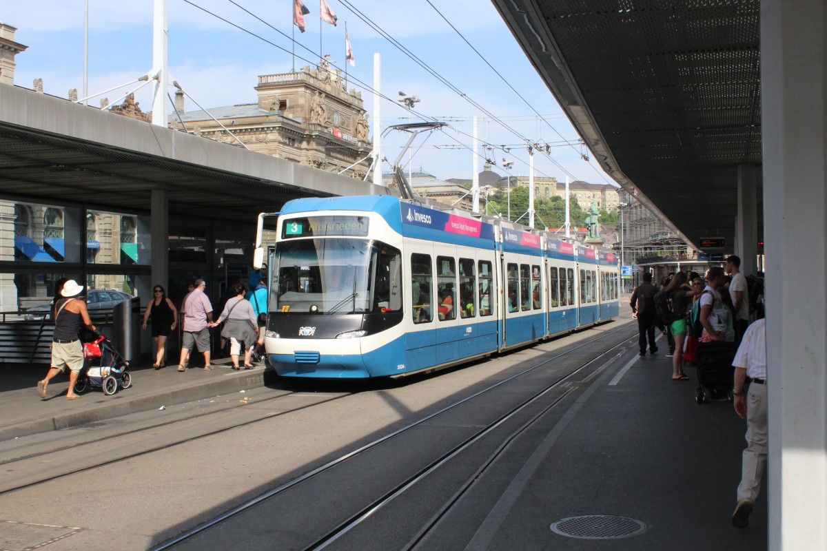 Zürich VBZ Tram 3 (Be 5/6) Bahnhofplatz am 12. Juli 2015.