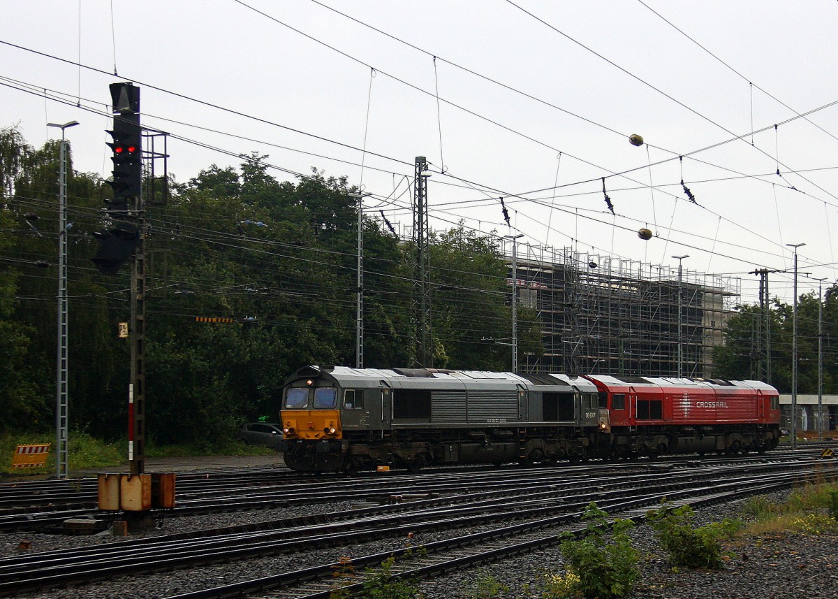 Zwei Class 66 DE6307 von DLC Railways und PB03   Mireille  von Crossrail rangiern in Aachen-West.
 Aufgenommen vom Bahnsteig in Aachen-West am 22.8.2014.