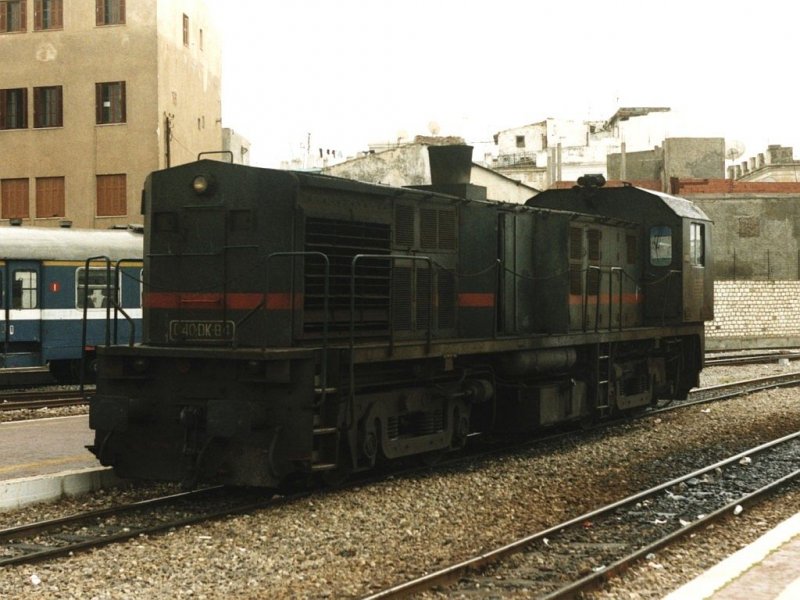 040-DK-84 auf Bahnhof Tunis Ville am 22-04-2002. Bild und scan: Date Jan de Vries.