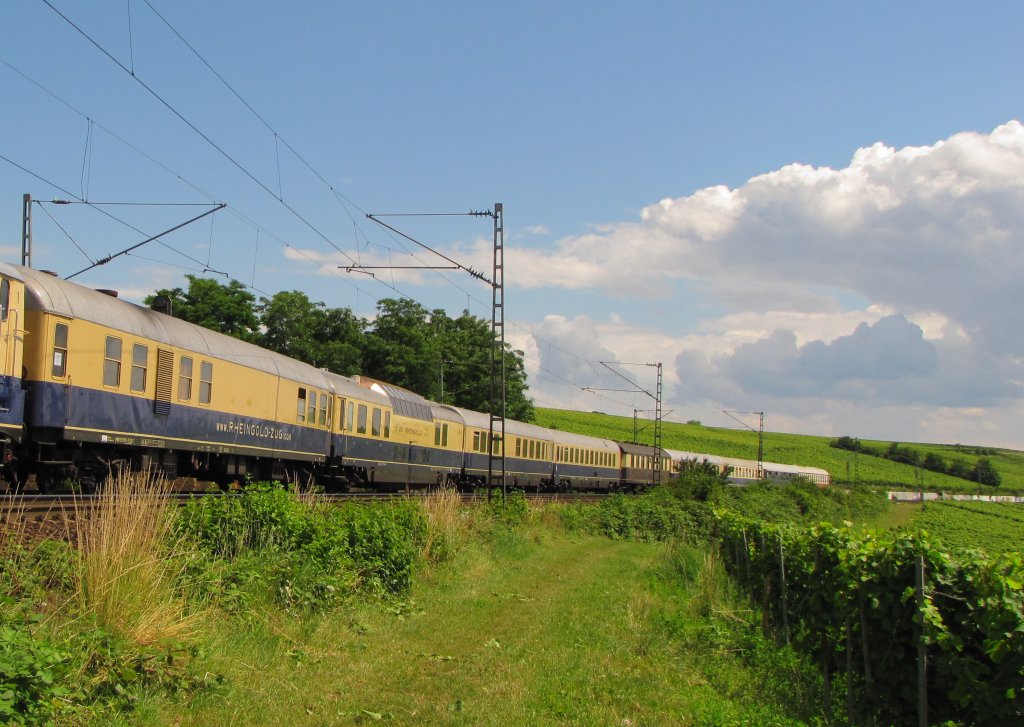 http://www.bahnbilder.de/bilder/1024/614123.jpg