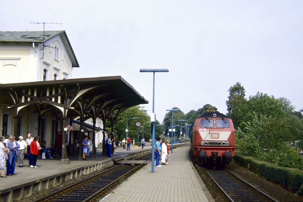 http://www.bahnbilder.de/bilder/1200/1065297.jpg