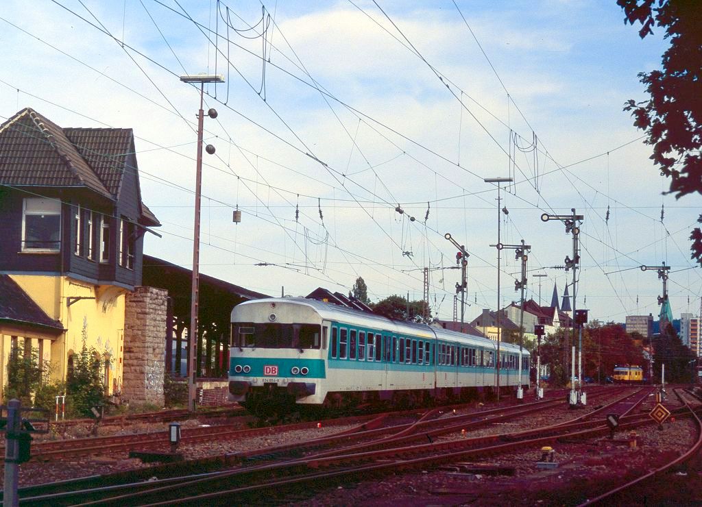 http://www.bahnbilder.de/bilder/1200/829123.jpg
