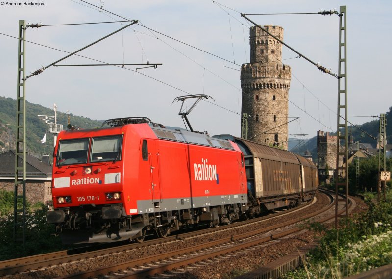 185 178-1 mit einem Mischer -> Koblenz in Oberwesel 31.7.08