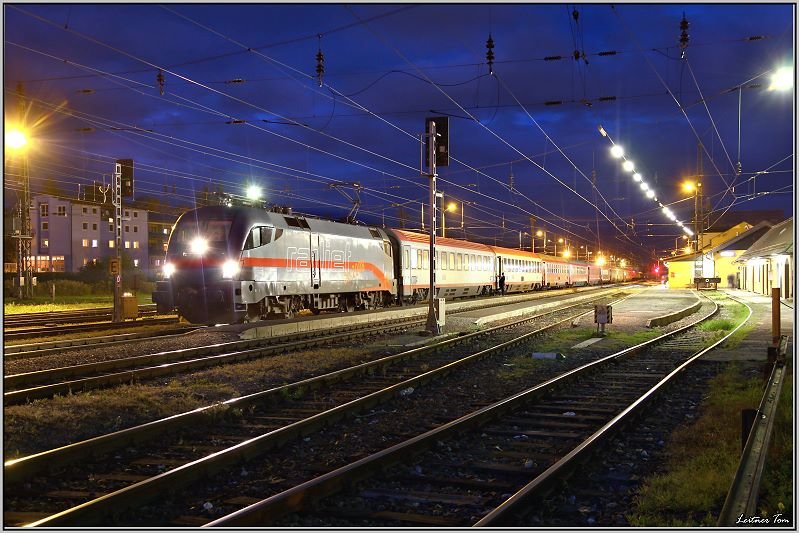E-Lok 1016 035 (railjet pre-design) runs with EC 631 "Alpen