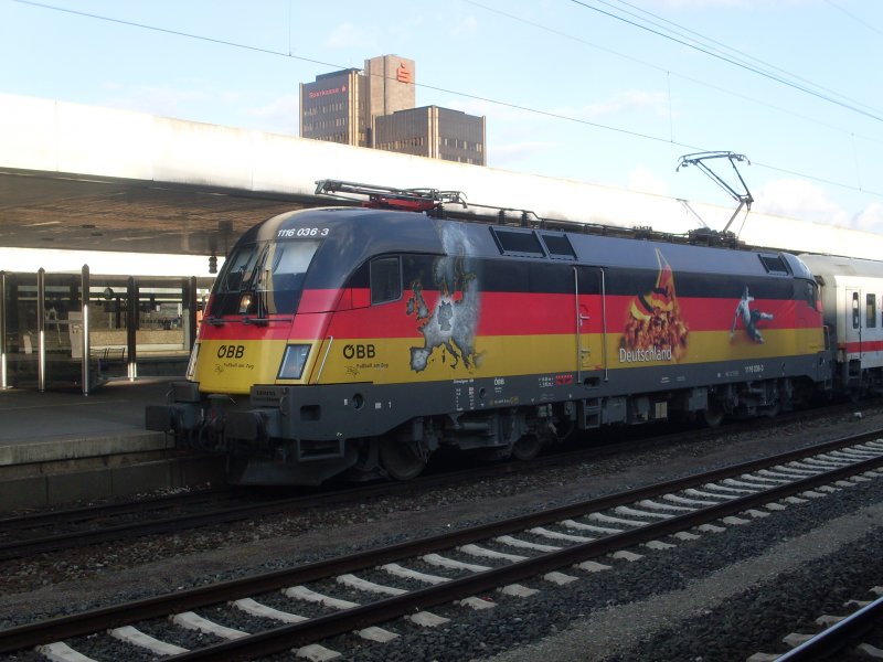 1116 036-3 mit IC 2082 K�nigssee in Hanover HBF 