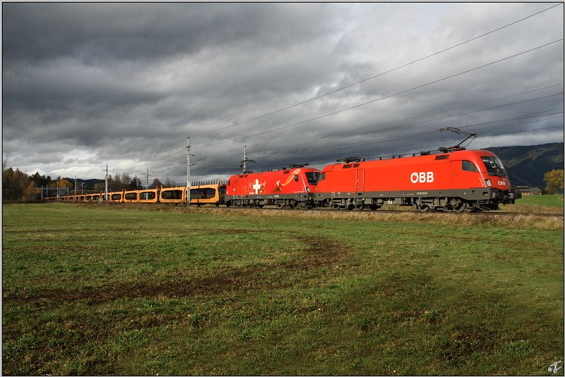 Taurustandem 1116 015 & 1116 075 (EM-Lok Schweiz) fahren mit